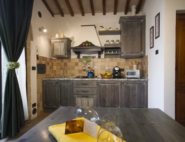 10_c3a171ed874e70793762d7ada6f39f9c