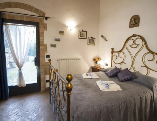 17_9de1bea0b1f80fa0881e31c135039db7