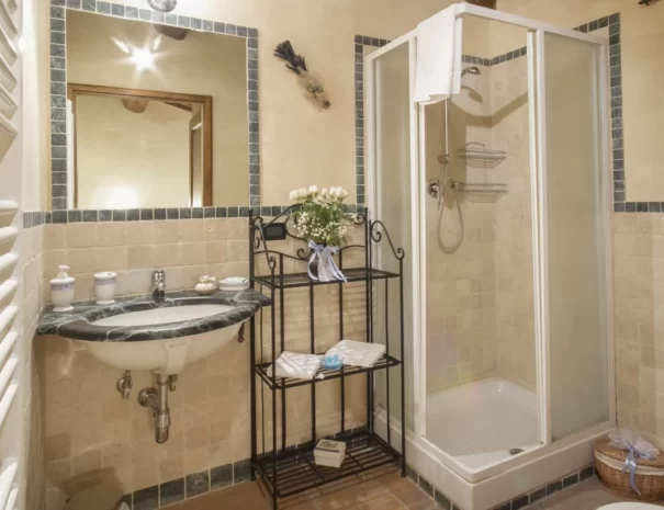 21-2_3bba8fffd5dd4d9689c597457e430a1b